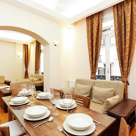 Apartamento Kamil Bey Suites *