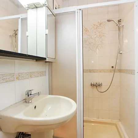 Kamil Bey Suites Apartment *