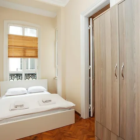 Apartamento Kamil Bey Suites *